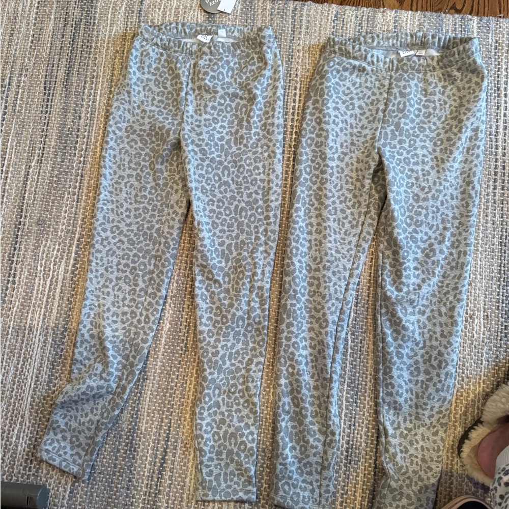 GAP Kids Gray Animal Print Leggings